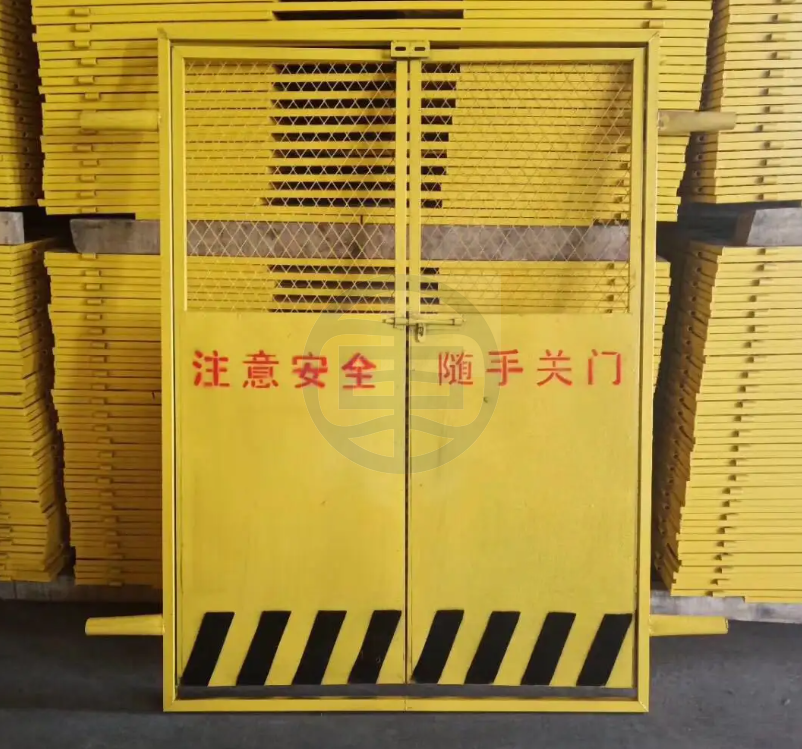 施工电梯防护门 施工电梯防护门